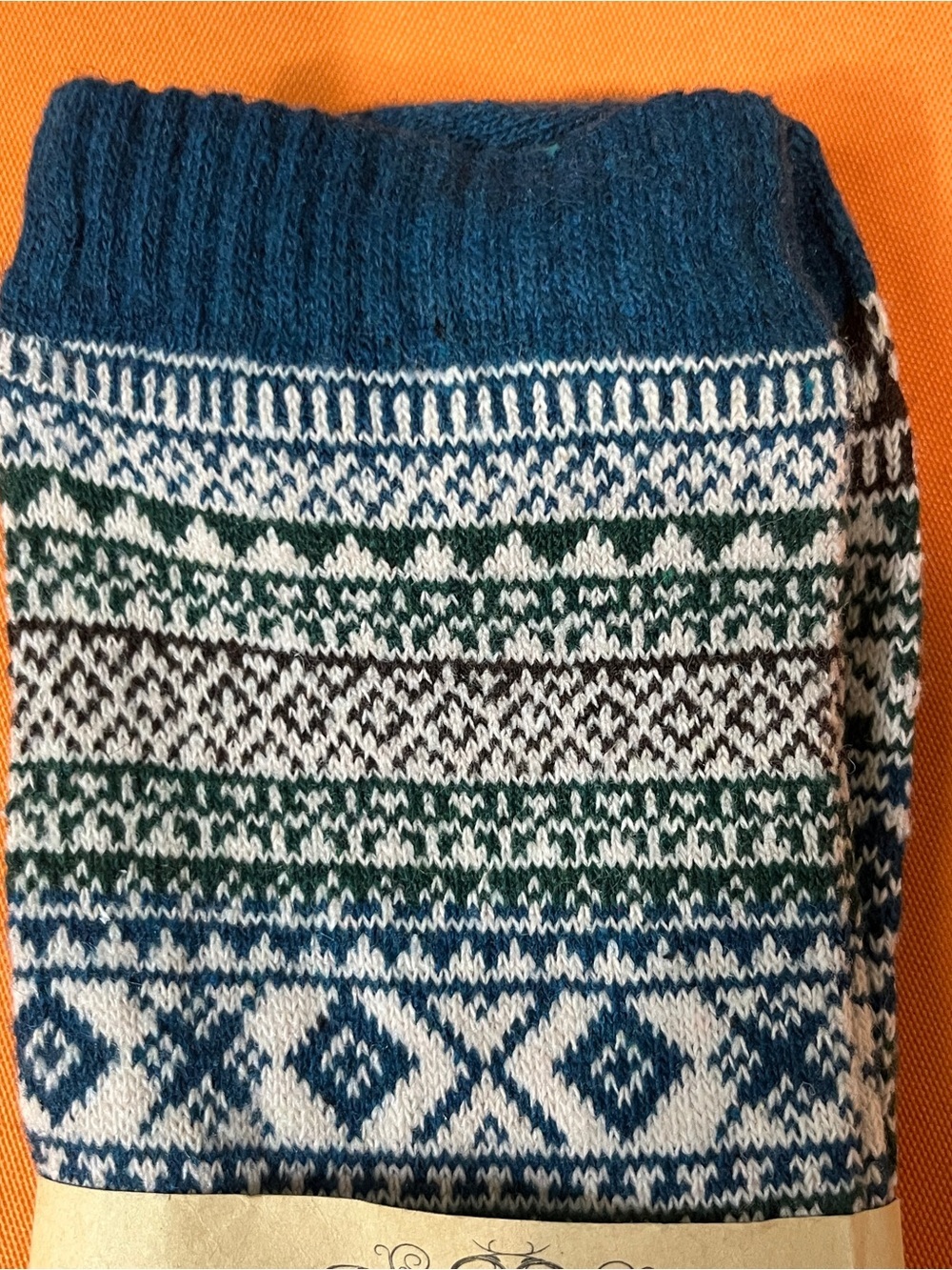 NWT Women’s Cozy socks - Picture 6 of 7
